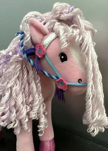 Tolles Groovy Girls Pferd Manhattan Toy rosa Plüschpferd Reitpferd Puppen32 cm - Bild 1 von 9