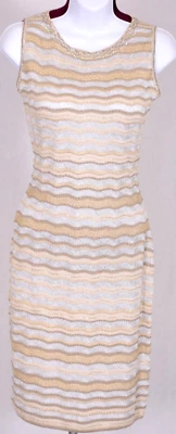 Vestido feminino ST.JOHN malha bege dourado prata lantejoulas tachas strass tamanho 2 - Imagem 1 de 3