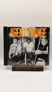 Living in Darkness by Agent Orange audio CD Punk Rock Surf Cult 16 Tracks - Foto 1 di 2