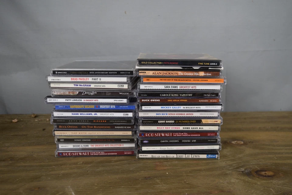 Country Music CD Lot 20+ Alan Jackson Tim McGraw Garth Brooks Greatest Hits Foto 1 de 4