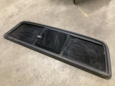 Заднее стекло с ручным раздвижным окном 1995-2004 TOYOTA TACOMA - Изображение 1 из 4