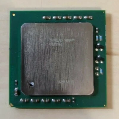 Intel Processore CPU Xeon SL6NQ 512KB Cache 2.40 GHz Socket LGA 604 PPGA604 - Immagine 1 di 2