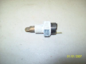 1966-1967 Pontiac Tempest 6cyl w/light Water Temperature Sending Unit - Picture 1 of 1