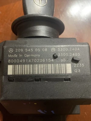 03-09 Mercedes C-Class CLK-Class Ignition Switch Module Lock Node Slot w Key - Image 1 of 4