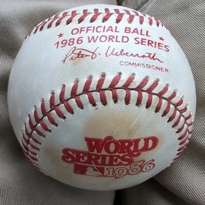 1986 WORLD SERIES Official BASEBALL -- NEW YORK METS Vs Boston Red sox - Picture 1 of 3