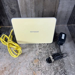 Netgear VMB3000 Base Station Wi-Fi Hub with Power Adapter and Ethernet Cable - Picture 1 of 6