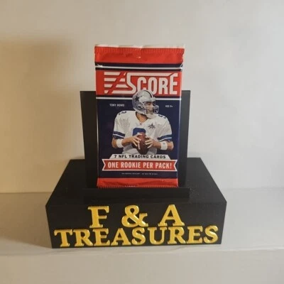 2011 Panini Score Football Factory Sealed Retail Pack 7 Cards Per Pack - Image 1 of 2