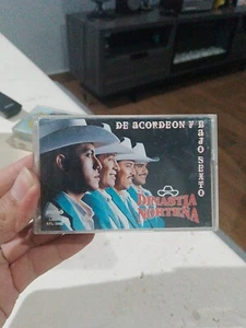 CASSETTE TAPE DINASTIA NORTEÑA.- DE ACORDEON Y BAJO SEXTO. - Picture 1 of 7