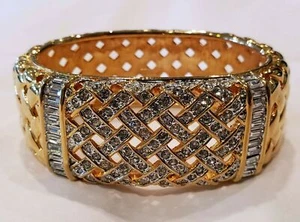 Signed Swarovski - Large Vintage Gold Tone Weave Basketweave Bracelet Cuff - Picture 1 of 6