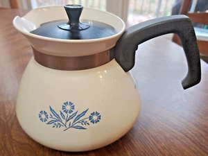 Vintage Corning Ware Blue Cornflower 6 Cup Coffee Tea Pot with Lid - Picture 1 of 6