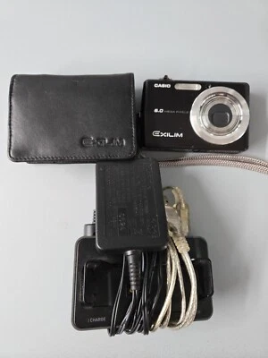 Casio Camera Exilim EX-Z600 6.0MP - Charger - Case Ships Quickly  - Image 1 of 4