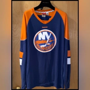 Vintage New York Islanders Ringer Shirt Reebok NHL Long Sleeve XL Mens Gift - Picture 1 of 6