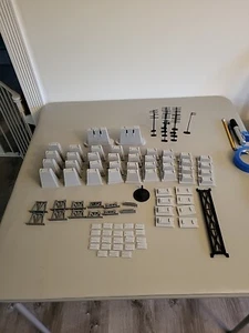 Vintage Ho Scale Zug Kunststoff Brücke Pfeiler Erhöhung unterstützt Menge 82 & 11 Telefonmast - Bild 1 von 10