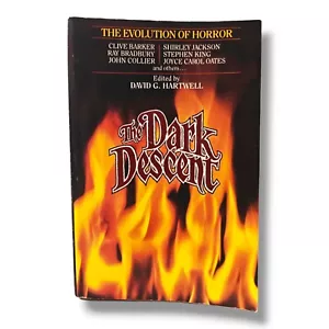 The Dark Descent The Evolution Of Horror By David G. Hartwell 1987 Paperback - Foto 1 di 9