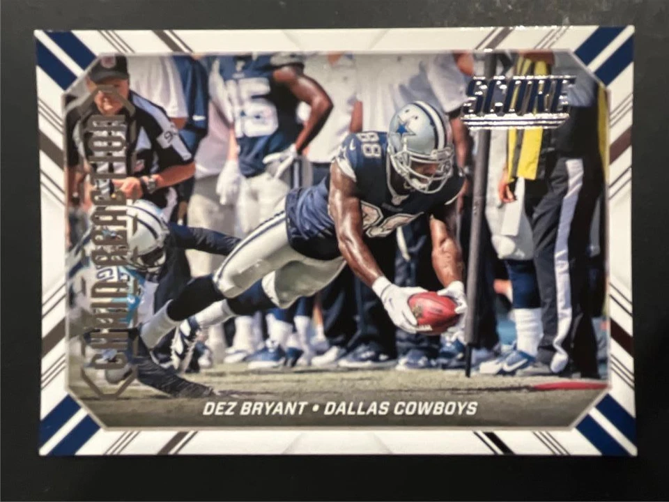 2016 Panini Score Chain Reaction Insert #15 Dez Bryant Cowboys - Image 1 of 1