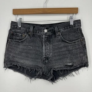 Pantalones cortos de mezclilla para mujer Levi's talla 28 negros 501 botones corte mosca - Imagen 1 de 10