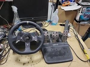 Logitech G G920 Driving Force Rennlenkrad / Logitech Padal - ungetestet - Bild 1 von 11