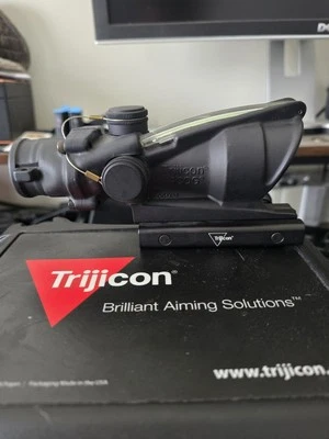 Trijicon ACOG 4x32 .223 punto de mira verde TA31-CH-G Foto 1 de 4