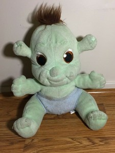 bebe shrek peluche