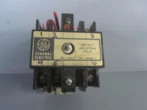 GE CR120B 040 CONTACTOR SERIES A - Picture 1 of 7