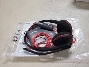 Poly Blackwire 3220 Stereo USB-C Headset + USB-C/A Adapter - Picture 1 of 10