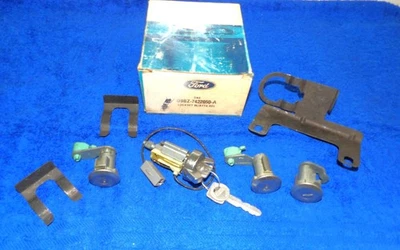 Fairmont Zephyr Station Wagon 1979 1980 nuevo encendido + puerta + juego de cerradura de puerta levadiza Foto 1 de 4