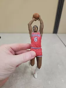 McFarlane's Sports Picks Hardwood Classics 76ers Julius Erving Figure Loose - Picture 1 of 5