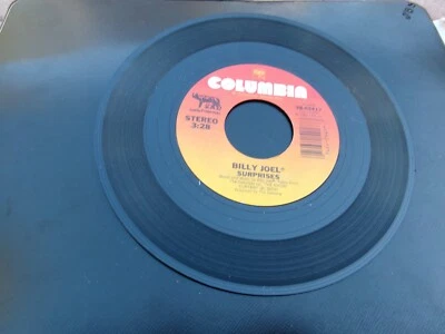 1985  BILLY JOEL- 45 Columbia You're Only Human/Surprises-EX Foto 1 de 2