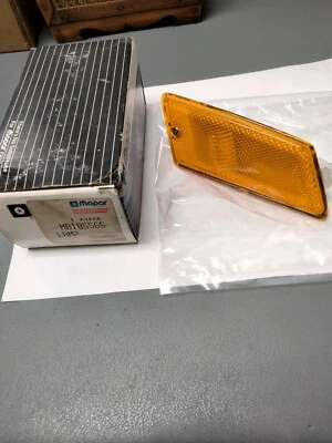 Mopar/Mitsubishi NOS Frt. Side Marker Lamp Assy. Lt. 82 Plymouth Champ - Image 1 of 2