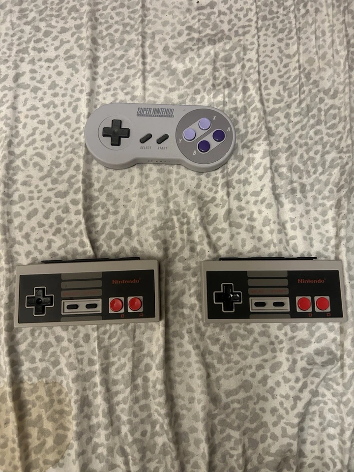 Nintendo NES and SNES Nintendo Switch Online Controllers Pre-owned - Image 1 of 4