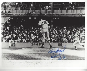 Roger Maris 61st home run 8x10 photo signed by Tracy Stallard Dated 10/1/61 - Picture 1 of 1