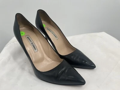 Manolo Blahnik "BB" Black Patent Leather Pointed Toe Pumps Women's US Size 9 - Image 1 of 4