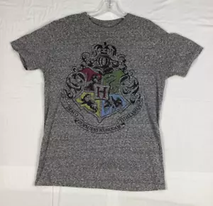Harry Potter Hogwarts Crest Gray T-Shirt Medium Short Sleeve - Picture 1 of 7