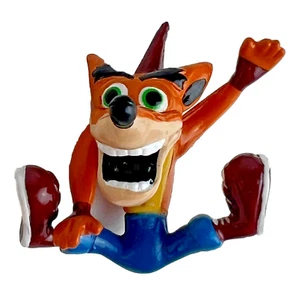 Figura PVC Crash Bandicoot Vintage UIS 1990 1.25" Mini Jumping Playstation PS1 - Imagen 1 de 3