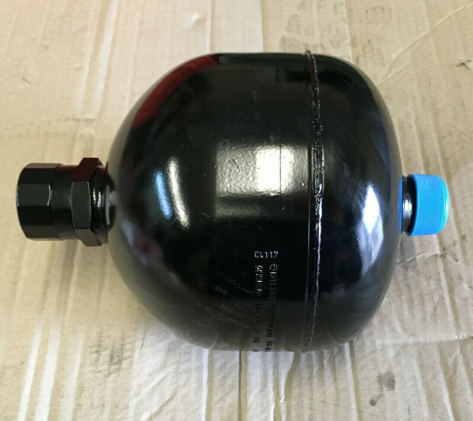 Integral Accumulator 140-1515-032-741 Membranspeicher V1,4L 350bar