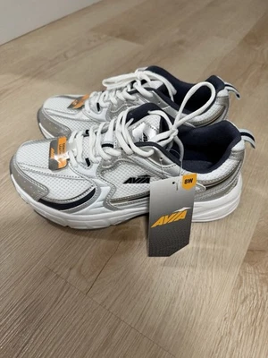 Avia Women's 5000 Performance Sneakers Wide Width Size 8 New with Tags No Box - Image 1 of 4