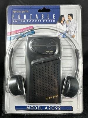 GPX Vintage AM/FM Pocket Portable Radio A2092 with Headphones & Built-in Speaker - Image 1 of 2