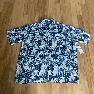 A Brand New Natural Issue blue Floral Big And Tall Button Up Shirt. Size 2XL - Image 1 of 4