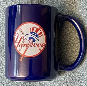 Vintage NY Yankees Coffee Mug Blue Logo TM 1998 - Picture 1 of 7