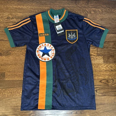 Camiseta de fútbol retro visitante Newcastle United FC 1997/98 marrón Ale L Foto 1 de 4