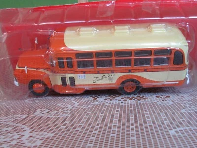A61 IXO 14 Isuzu BXD-30 1966 Bus Japan 1:43 New + Blister - Image 1 of 4