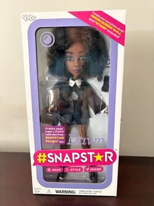 SNAPSTAR DAWN Puppe mit Zubehör & echtem Greenscreen mit kostenloser Smartphone-App - Bild 1 von 12