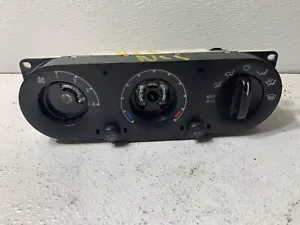 2002-2006 Ford Explorer Heater A/C Temperature Heat Climate Switch Panel HVAC - Picture 1 of 6