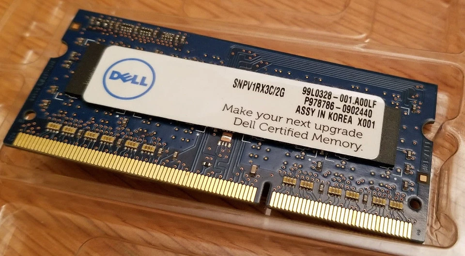 Dell SNPV1RX3C/2G 2GB (1 X 2Gb) DDR3 PC3-10600 SoDIMM Memory - Image 1 of 3