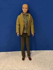Bambola vintage Ken capelli floccati biondi Mattel anni '60 in abito da barca dei sogni - Foto 1 di 21