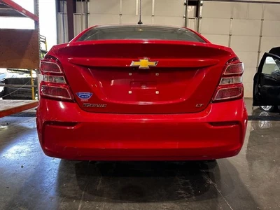 雪佛兰 Sonic Sedan 2017 - 2020 甲板盖无集成锅炉 42497341 — 第 1/4 张图片