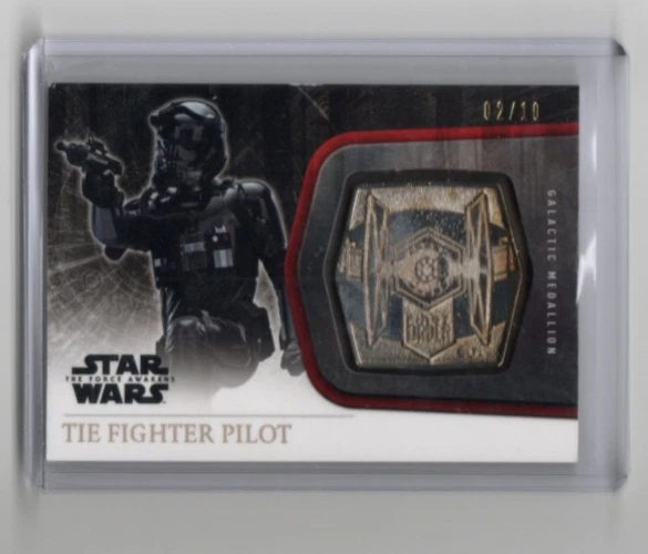 Star Wars Force Awakens Series 1 PLATINUM Medallion M-61 Fighter Pilot #02/10 - Image 1 of 4