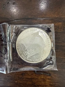 1987-S 200th Anniversary US Constitution We the People Silver Dollar - J29892 - Picture 1 of 2