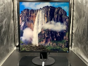 Eizo FlexScan EV2730Q 26,5 Zoll Square 1920x1920 Monitor AS-IS aus Japan - Bild 1 von 7