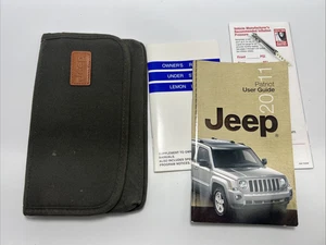 Jeep Patriot 2011 manual del propietario guía conjunto y estuche OEM - Imagen 1 de 3